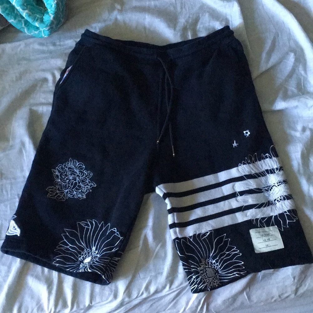 Thome brown floral shorts